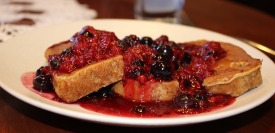Jenny Craig Cinnamon French Toast with Berries and Syrup